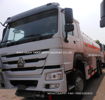 Sinotruk Howo 25cbm 25000 πετρελαίου δεξαμενών ρυμουλκών πετρελαίου λίτρα φορτηγών πλήρωσης