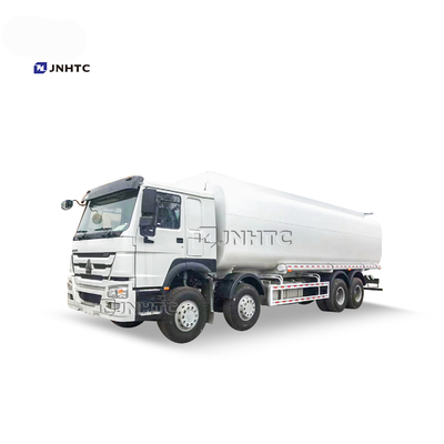 Φορτηγό βυτιοφόρων μαζούτ ροδών HOWO 8x4 12 που ανεφοδιάζει σε καύσιμα 30cbm 35cbm Euro2 Euro3