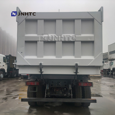 Το Sinotruk HOWO 6x4 10 κυλά Tipper απορρίψεων 30ton 18Cubic 380hp το φορτηγό για το Κονγκό