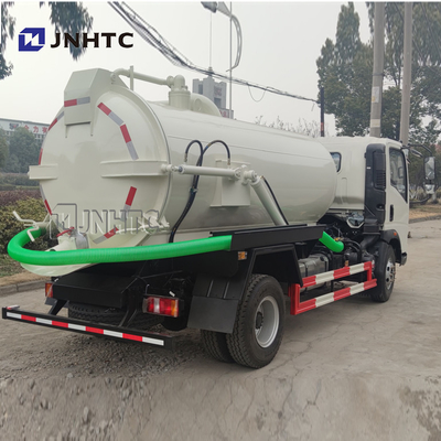 Ευρώ 3 Rhd LHD φορτηγών αναρρόφησης λυμάτων Sinotruk HOWO 4X2 5000 λίτρα