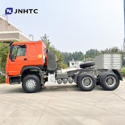 Το Sinotruk HOWO 6x4 10 κυλά το κεφάλι φορτηγών 20ton RHD πρωταρχικό - φορτηγό τρακτέρ μετακινούμενων