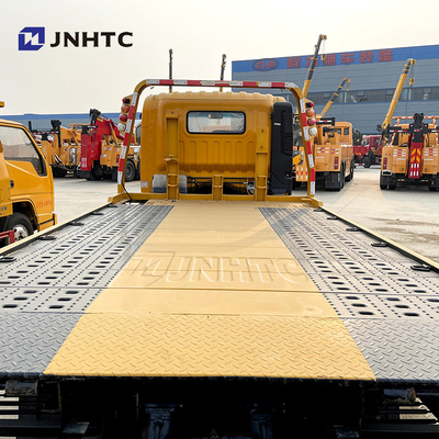 Sinotruk HOWO 4x2 5TON ελαφρύ καθήκοντος εμπορικό φορτηγό ρυμούλκησης Wrecker φορτηγών επίπεδης βάσης