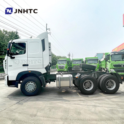 Euro2 HOWO πρωταρχικά - το φορτηγό 6x4 10 φορτηγών 420hp μετακινούμενων κυλά το ρυμουλκώντας φορτηγό Sinotruk