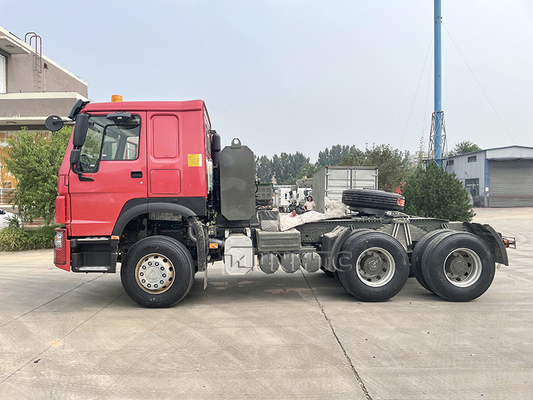 Το Euro2 Sinotruk Howo 6x4 371 φορτηγό 10 τρακτέρ κυλά το νέο επικεφαλής τρακτέρ φορτηγών