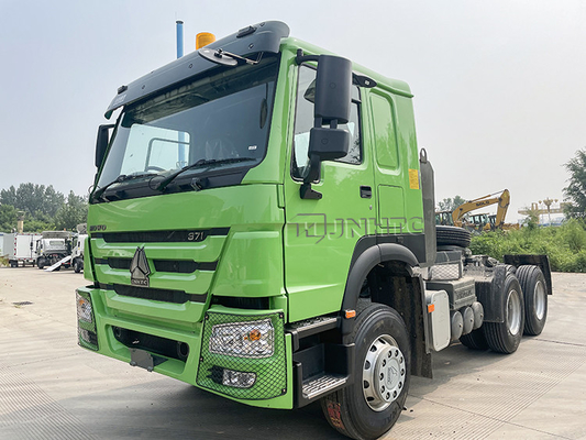Euro2 LHD Sinotruk Howo 10 ρόδες φορτηγό ρυμουλκών τρακτέρ 371 HP 50 τόνος