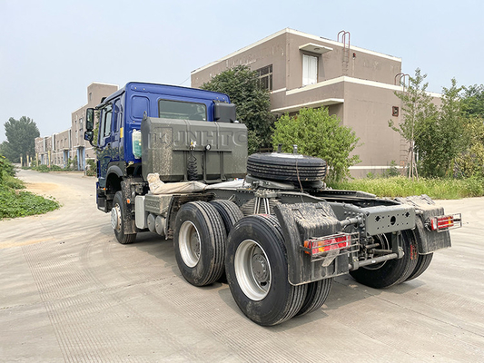 Το Euro2 420hp Sinotruk 10 κυλά το επικεφαλής κεφάλι φορτηγών ρυμουλκών φορτηγών τρακτέρ 6X4 Howo