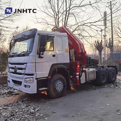 371hp τηλεσκοπικές ρόδες Sinotruk HOWO 6x4 40t 10 φορτηγών γερανών 8 τόνων