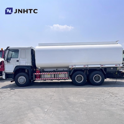 Νέο φορτηγό δεξαμενών πετρελαίου Howo 6x4 380hp χωρητικότητα 10 τροχών 20000 λίτρα δεξαμενή καυσίμου για πώληση
