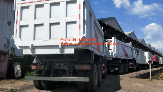 Το Howo7 Sinotruk Γκάνα 10 κυλά το φορτηγό απορρίψεων 6x4 για το φορτίο Capcity 371hp 40T