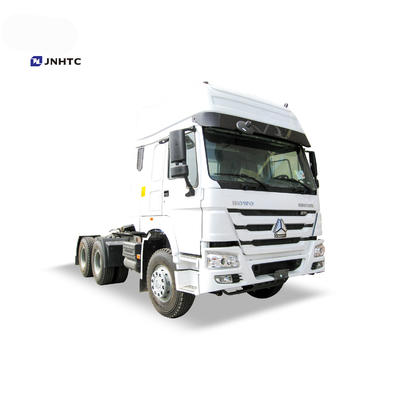 Επικεφαλής 6x4 RHD Sinotruk HOWO φορτηγά ρυμουλκών τρακτέρ τρακτέρ στην Τανζανία